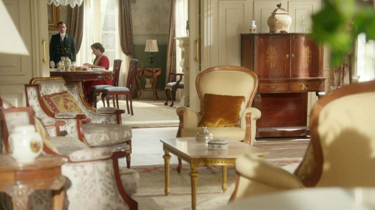 Bohaterowie serialu "La Promesa - pałac tajemnic", emitowanego na antenie TVP 2.