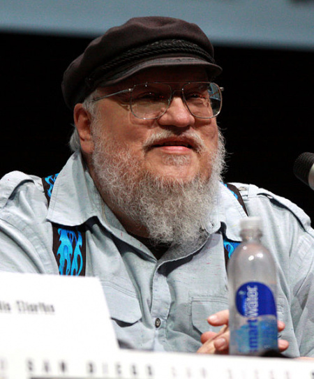 News - George RR Martin za przemoc seksualn...