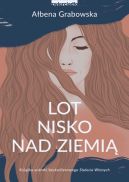 Okadka - Lot nisko nad ziemi