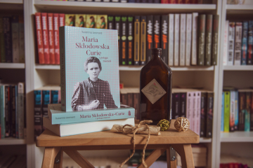 News Nie porusza si. Fragment ksiki „Maria Skodowska-Curie i potga marze