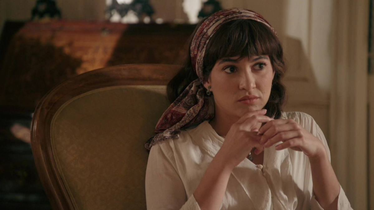 Bohaterowie serialu "La Promesa - pałac tajemnic", emitowanego na antenie TVP 2.