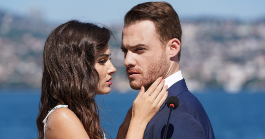 Kadr z serialu Zapukaj do moich drzwi, emitowanego na antenie TTV