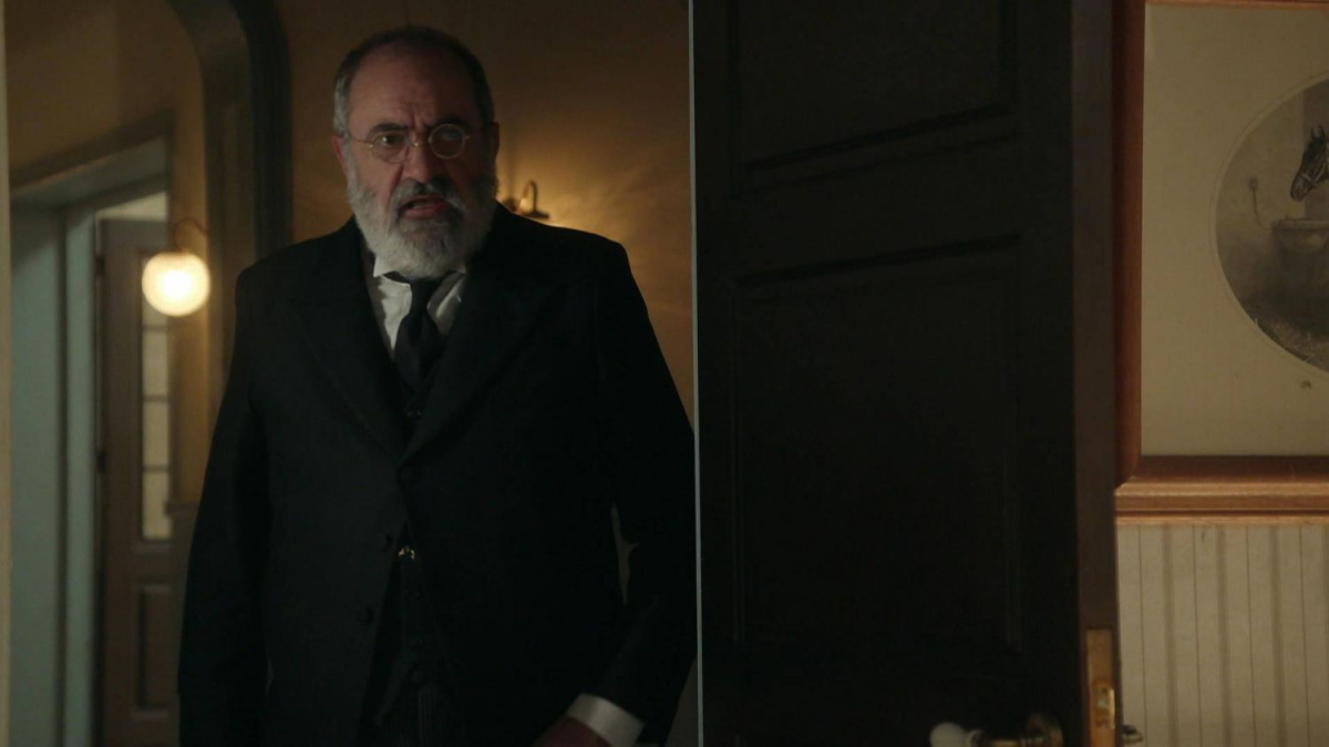 Bohaterowie serialu "La Promesa - pałac tajemnic", emitowanego na antenie TVP 2.