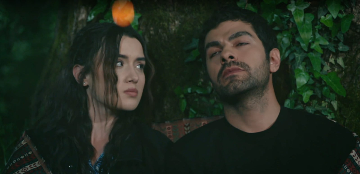 Halil odkrywa, że Zeynep jest o niego zazdrosna w 152 odcinku serialu Wichrowe wzgórze