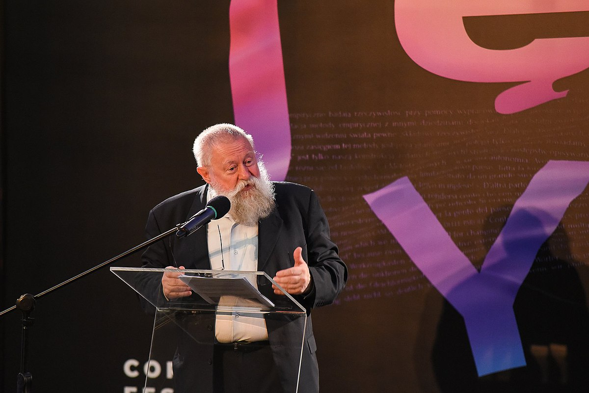 Profesor Jerzy Bralczyk podczas Copernicus Festival