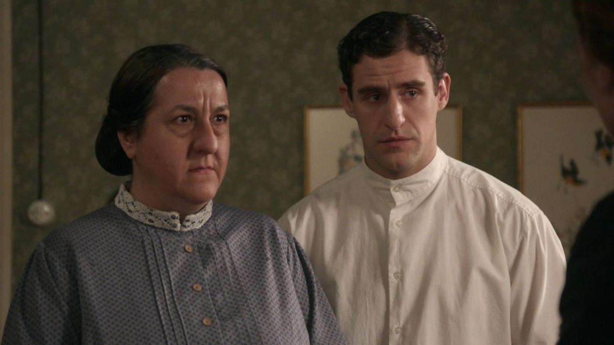 Bohaterowie serialu "La Promesa - pałac tajemnic", emitowanego na antenie TVP 2.