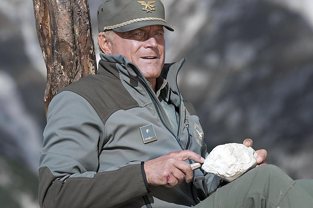 Terence Hill jako Pietro w serialu "Krok od nieba"